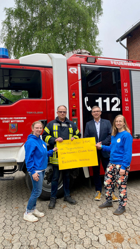 Spendenübergabe Feuerwehr Knesebeck